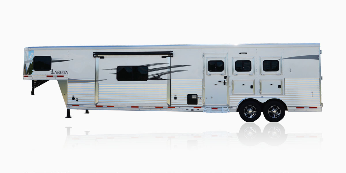 America's 1 Sold Living Quarters Horse Trailer Lakota Horse Trailers