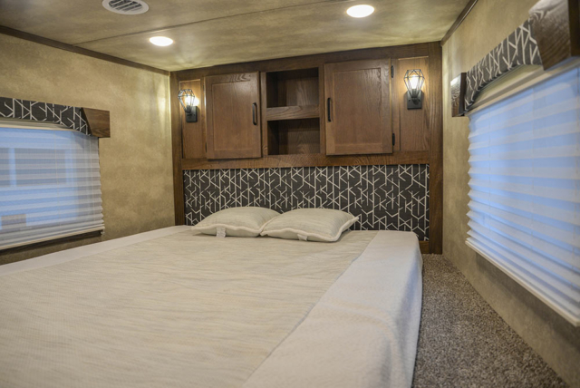 Bed in Gooseneck in IN8X18CE Infinity Edition Horse Trailer | Lakota Trailers