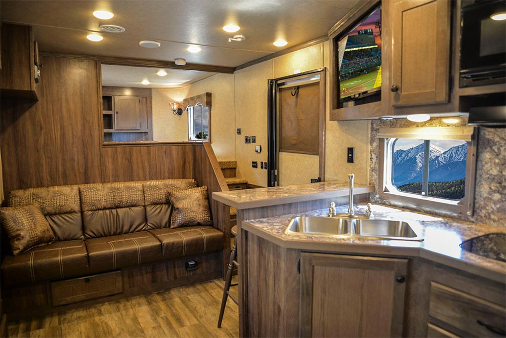 Living Quarters in C8X17SRB Charger Edition Horse Trailer | Lakota Trailers