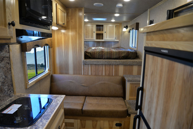 Living Quarters in CX9SR Charger Edition Horse Trailer | Lakota Trailers
