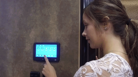 New smart technology from iN-Command® for Lakota Horse Trailers