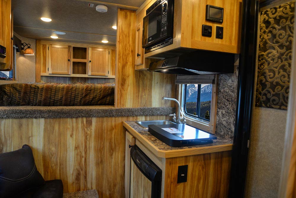 Living Quarters in CX7 Charger Edition Horse Trailer | Lakota Trailers